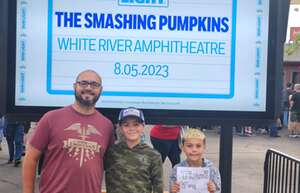 The Smashing Pumpkins: the World is a Vampire Tour