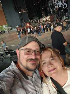 The Smashing Pumpkins: the World is a Vampire Tour