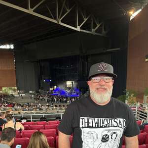 The Smashing Pumpkins: the World is a Vampire Tour