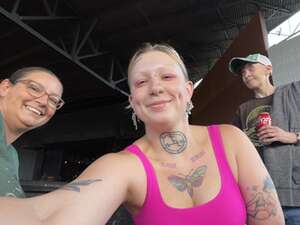 The Smashing Pumpkins: the World is a Vampire Tour