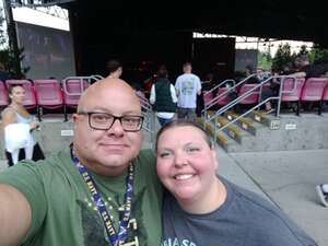 The Smashing Pumpkins: the World is a Vampire Tour