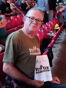 The Smashing Pumpkins: the World is a Vampire Tour