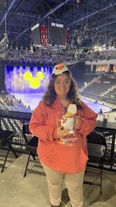 Disney on Ice Presents Find Your Hero