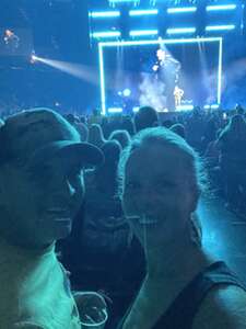 Lionel Richie and Earth, Wind & Fire - Sing a Song All Night Long