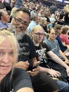 Lionel Richie and Earth, Wind & Fire - Sing a Song All Night Long