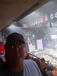 Lionel Richie and Earth, Wind & Fire - Sing a Song All Night Long