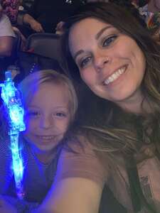 Disney on Ice Presents Find Your Hero