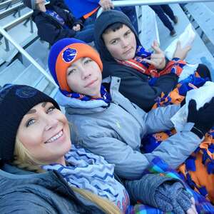 Boise State Broncos - NCAA Football vs Wyoming Cowboys