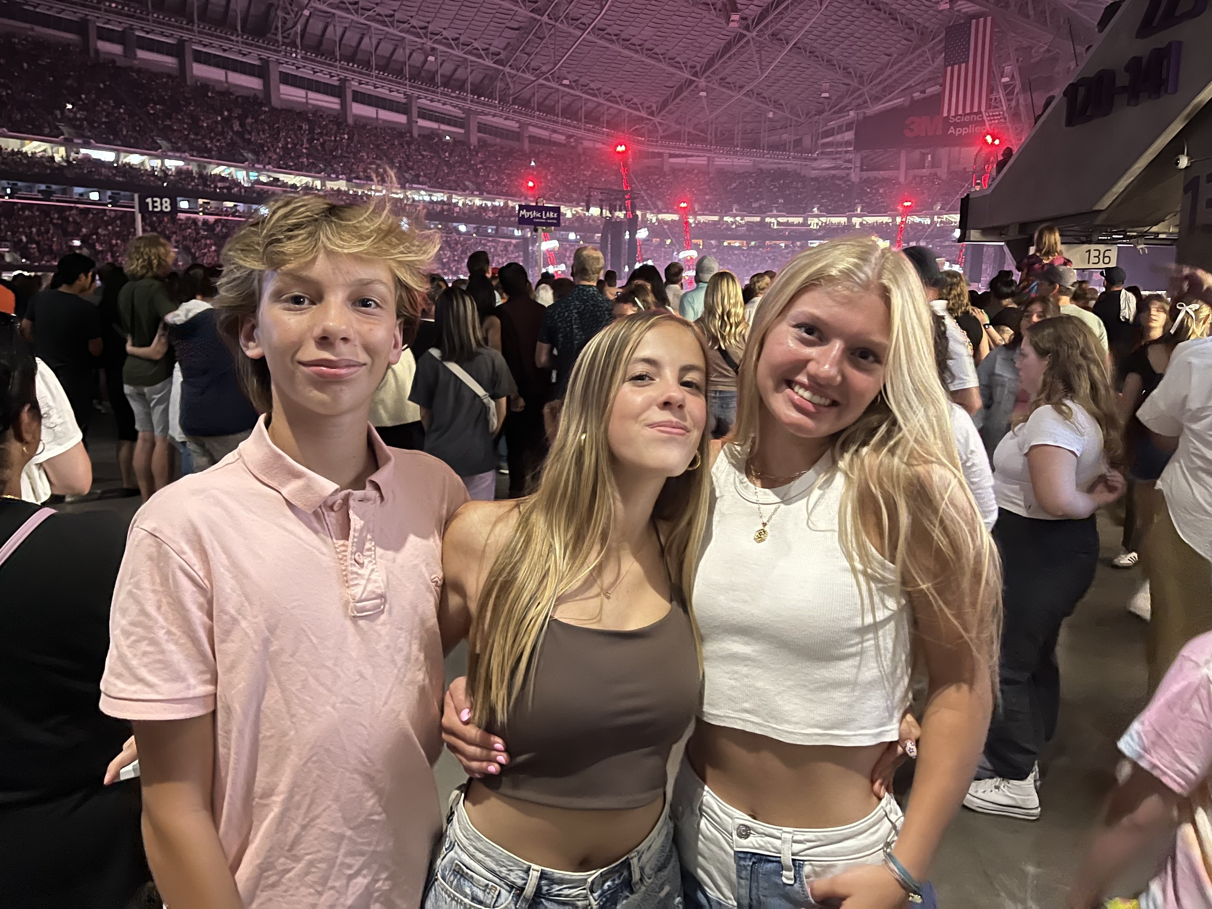 Ed Sheeran: +-=? X Tour