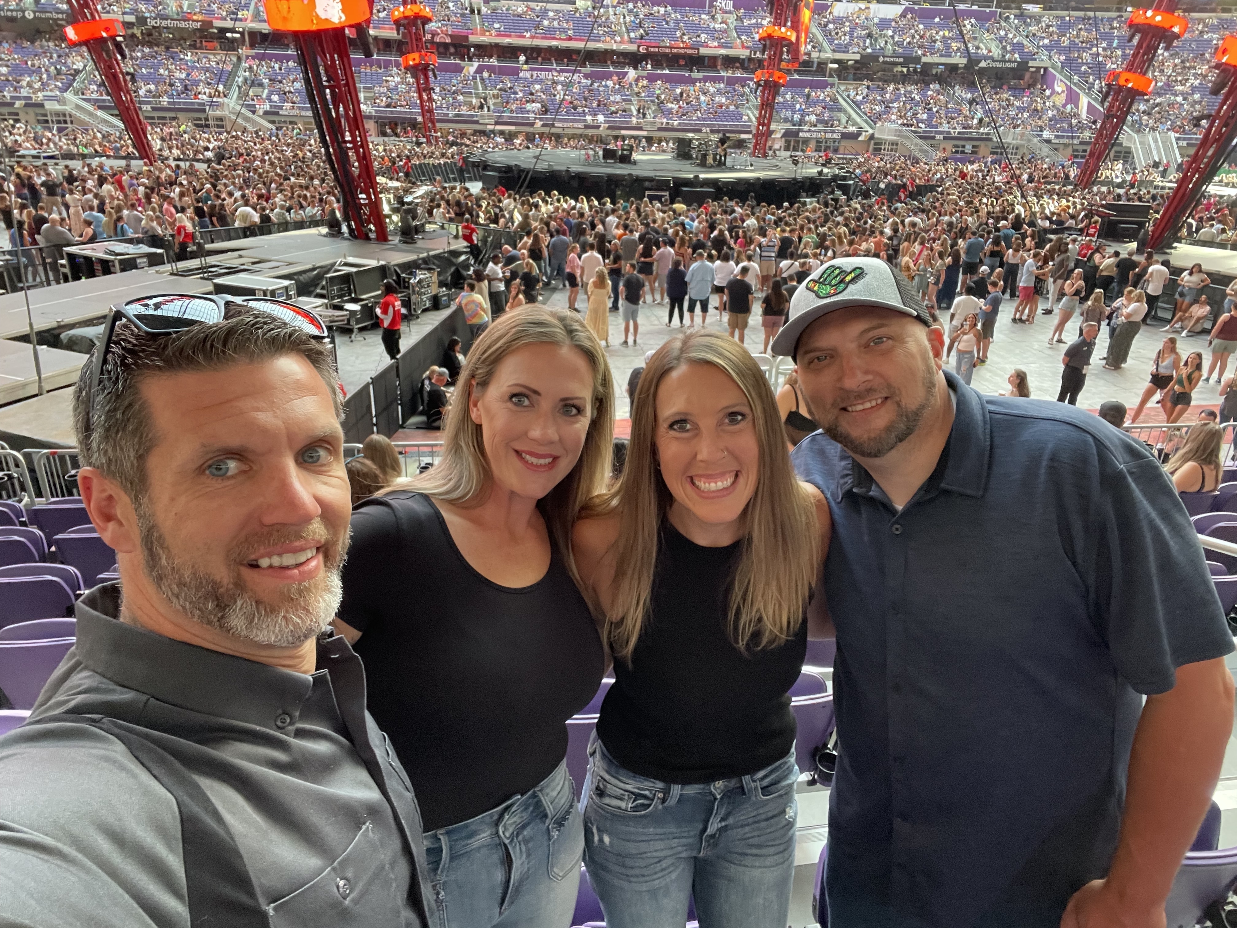Ed Sheeran: +-=? X Tour