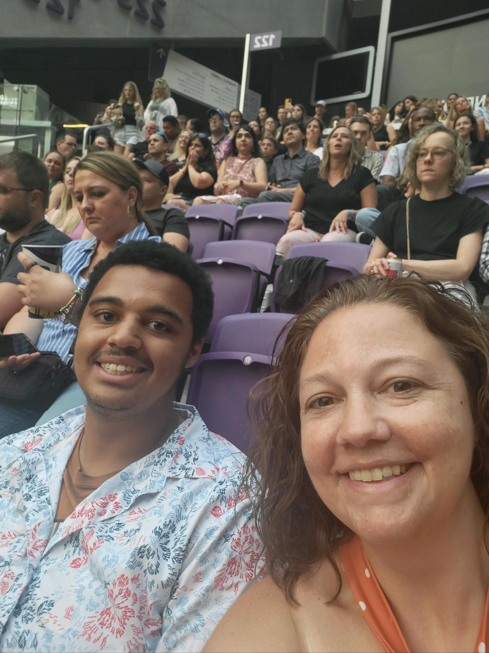 Ed Sheeran: +-=? X Tour