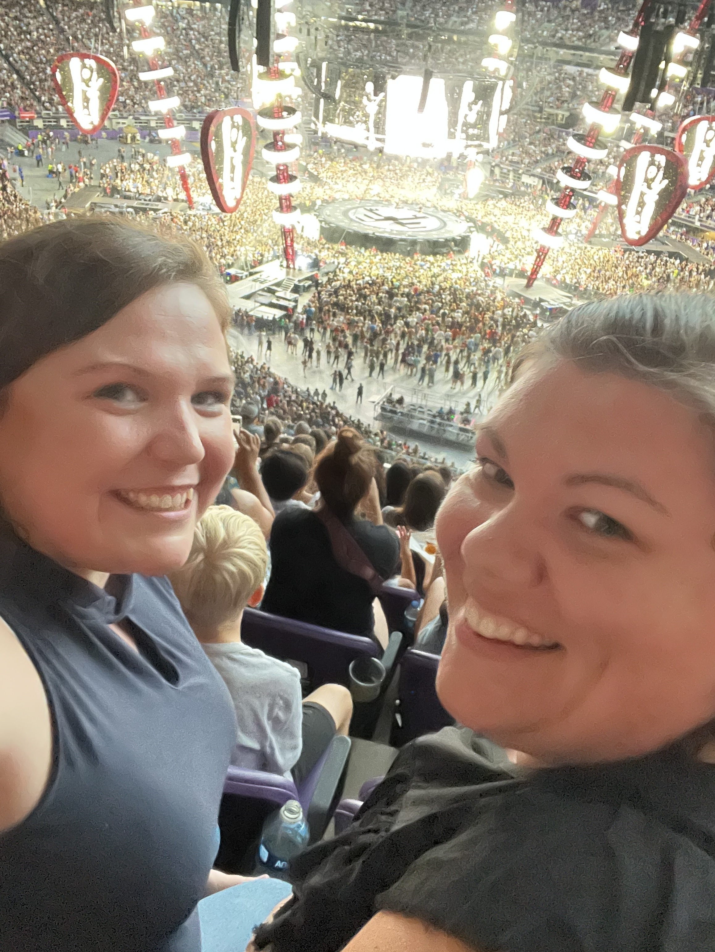 Ed Sheeran: +-=? X Tour
