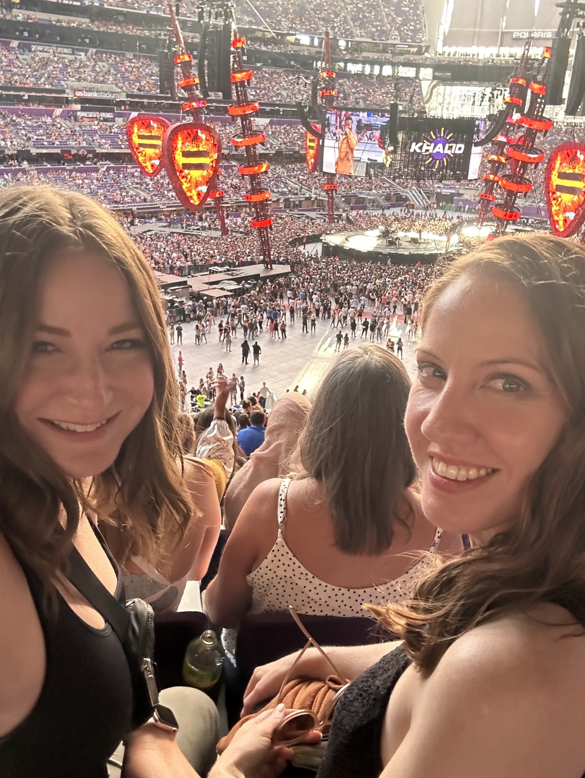 Ed Sheeran: +-=? X Tour
