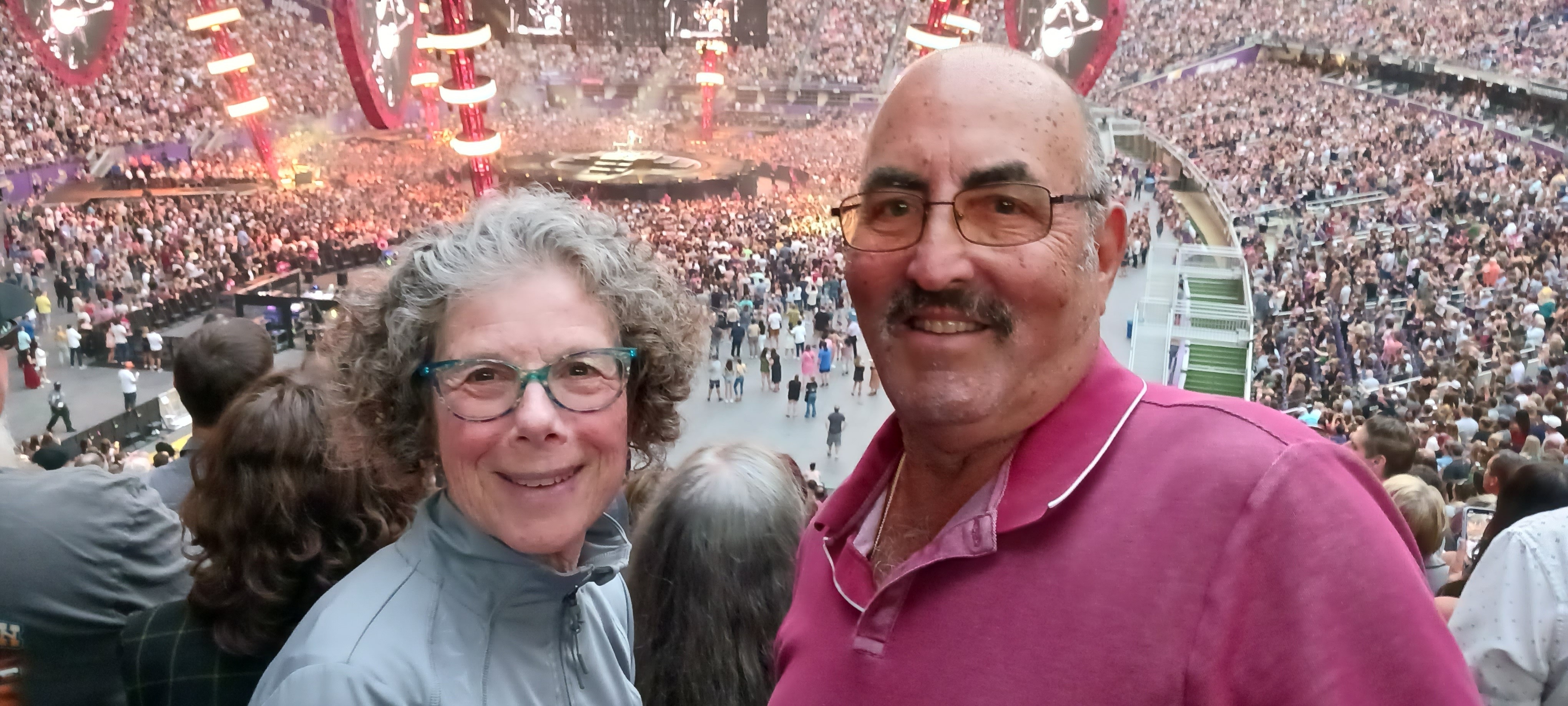 Ed Sheeran: +-=? X Tour