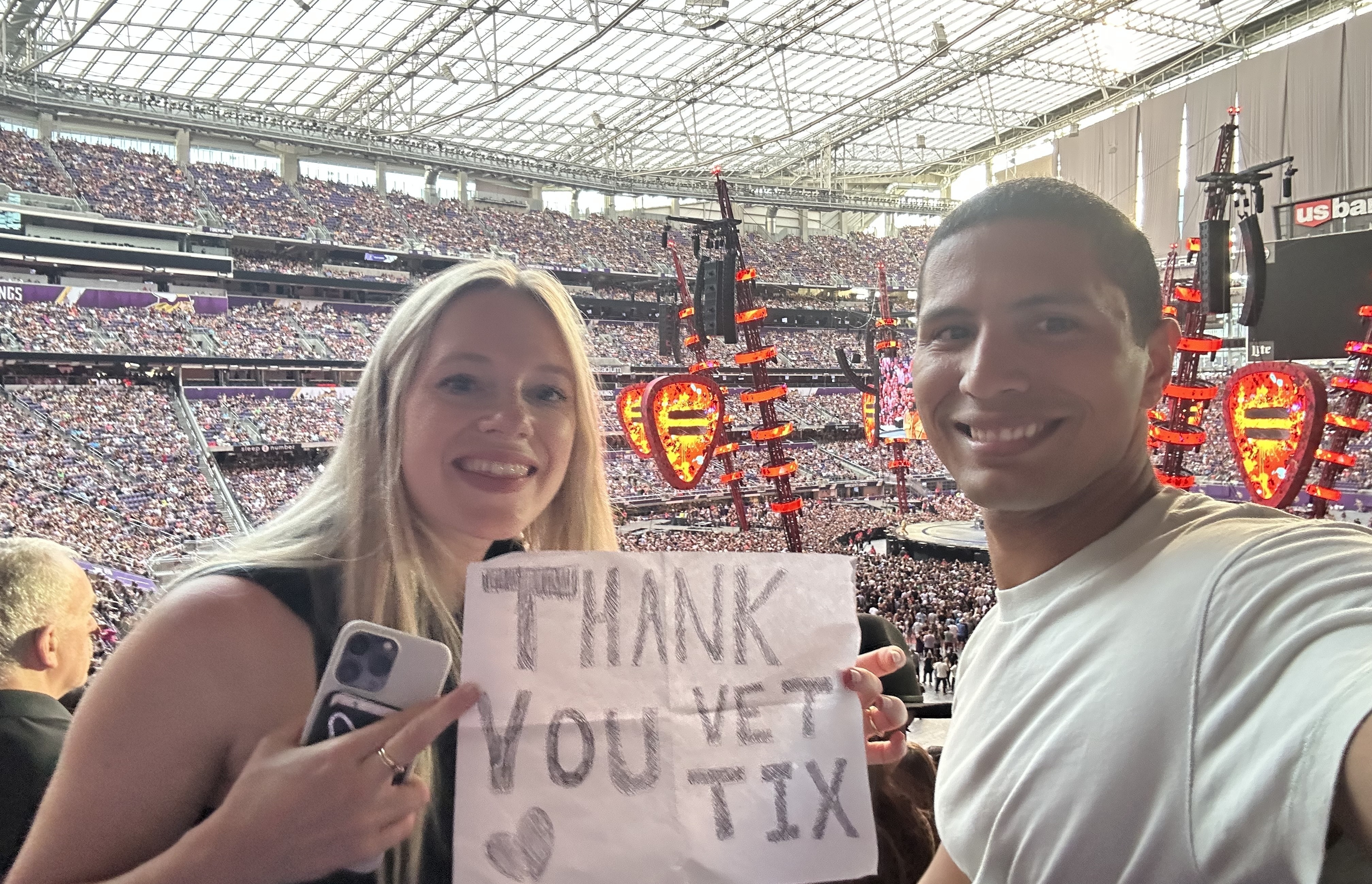 Ed Sheeran: +-=? X Tour