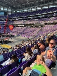 Ed Sheeran: +-=? X Tour