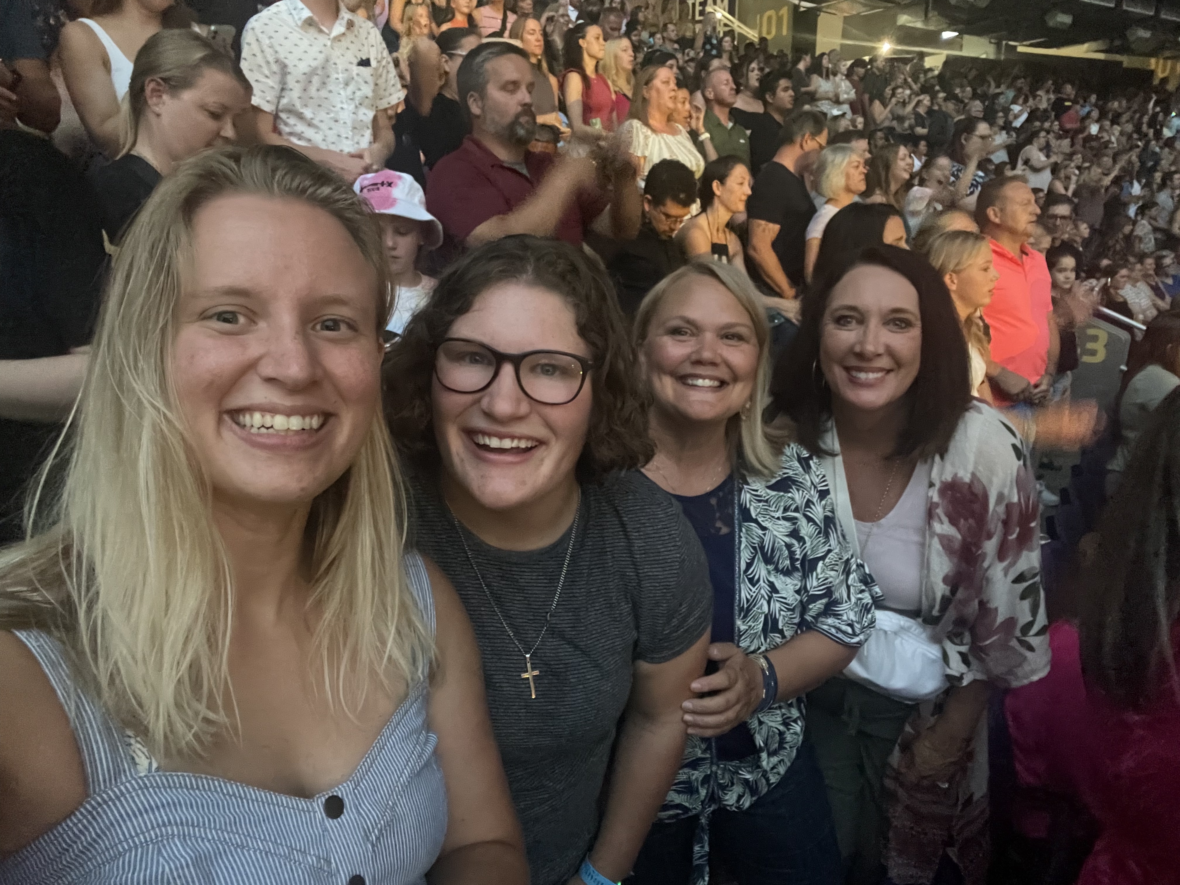 Ed Sheeran: +-=? X Tour