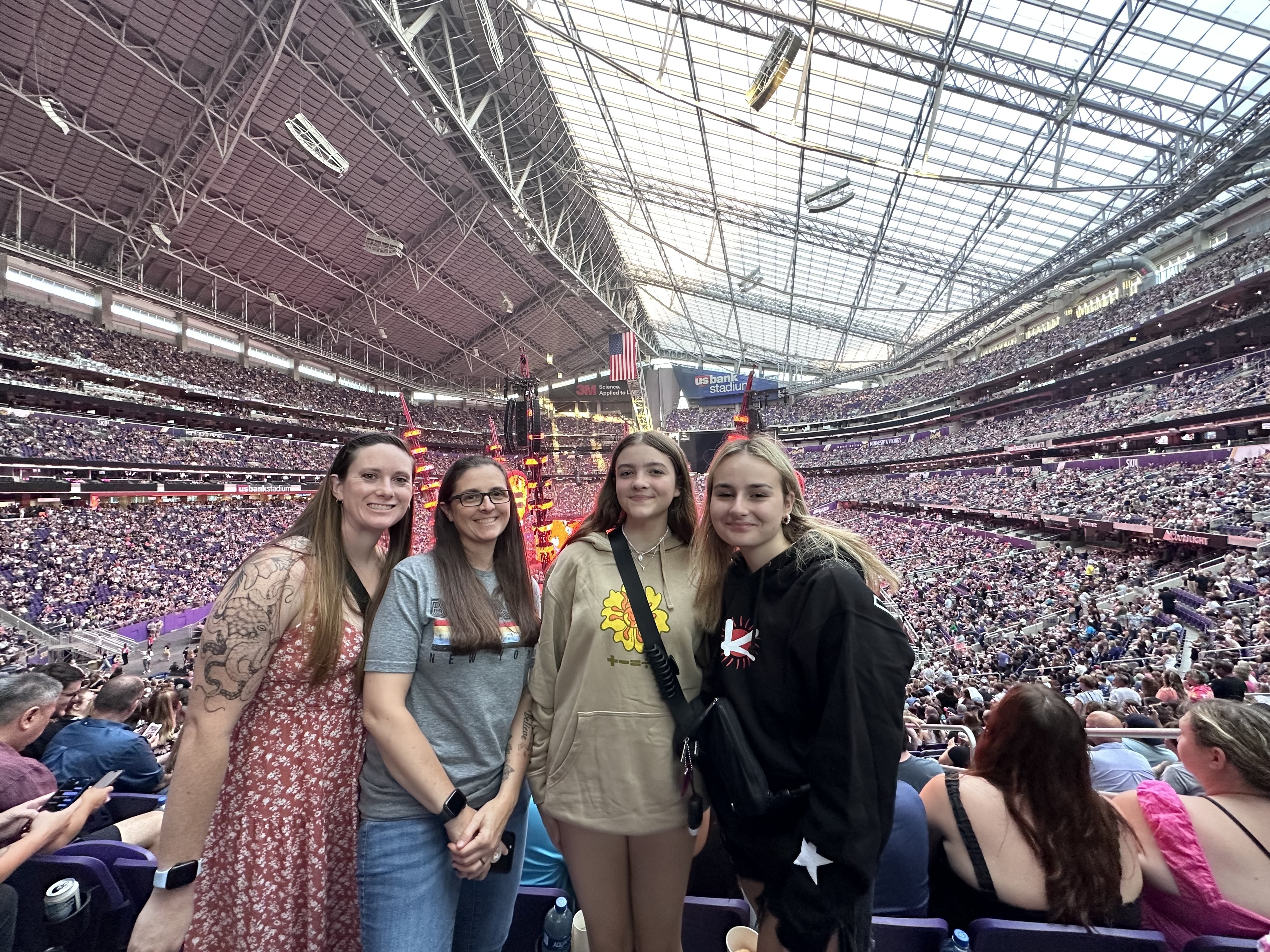 Ed Sheeran: +-=? X Tour