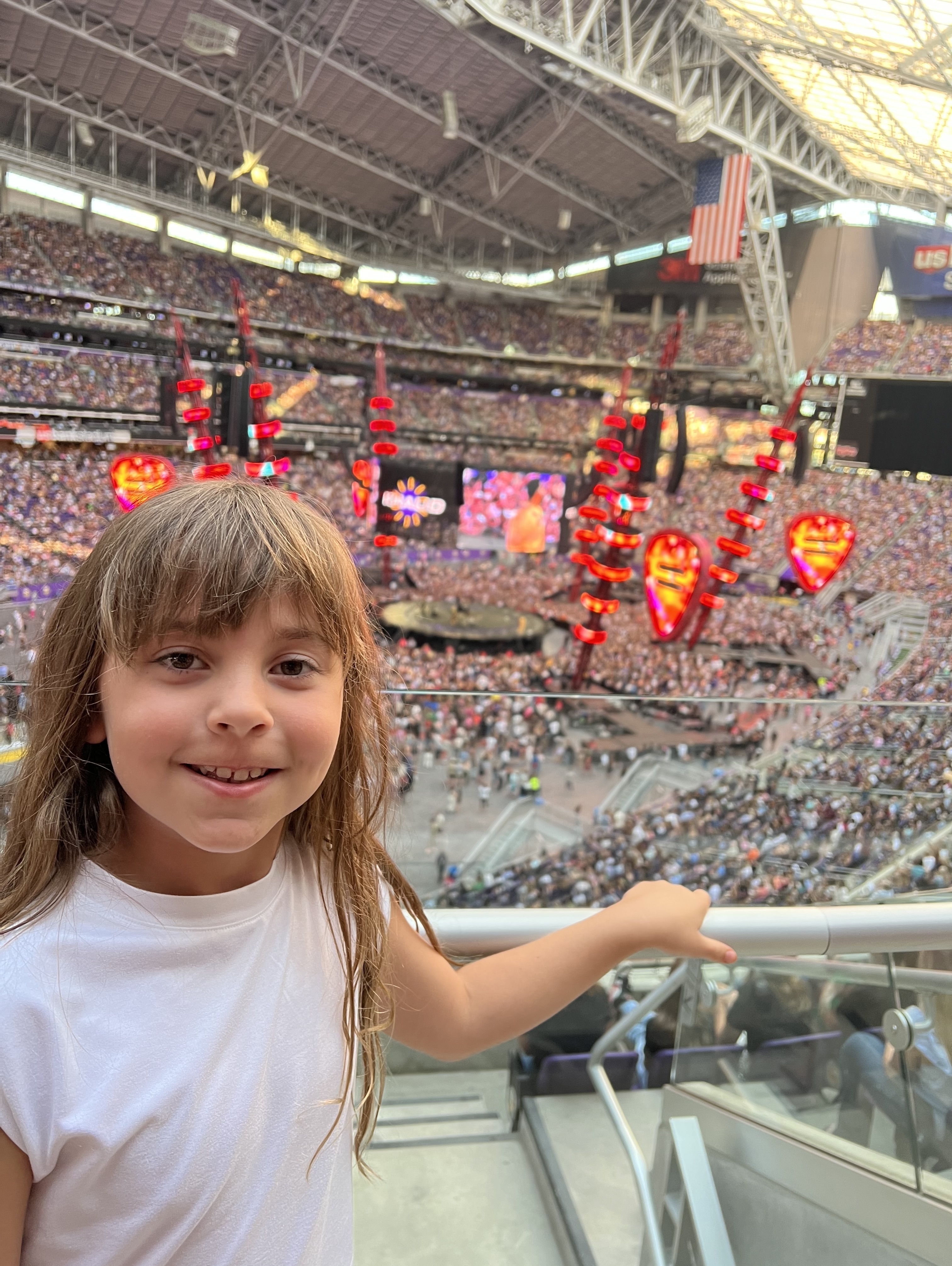 Ed Sheeran: +-=? X Tour