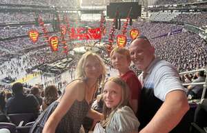 Ed Sheeran: +-=? X Tour