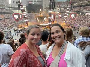 Ed Sheeran: +-=? X Tour