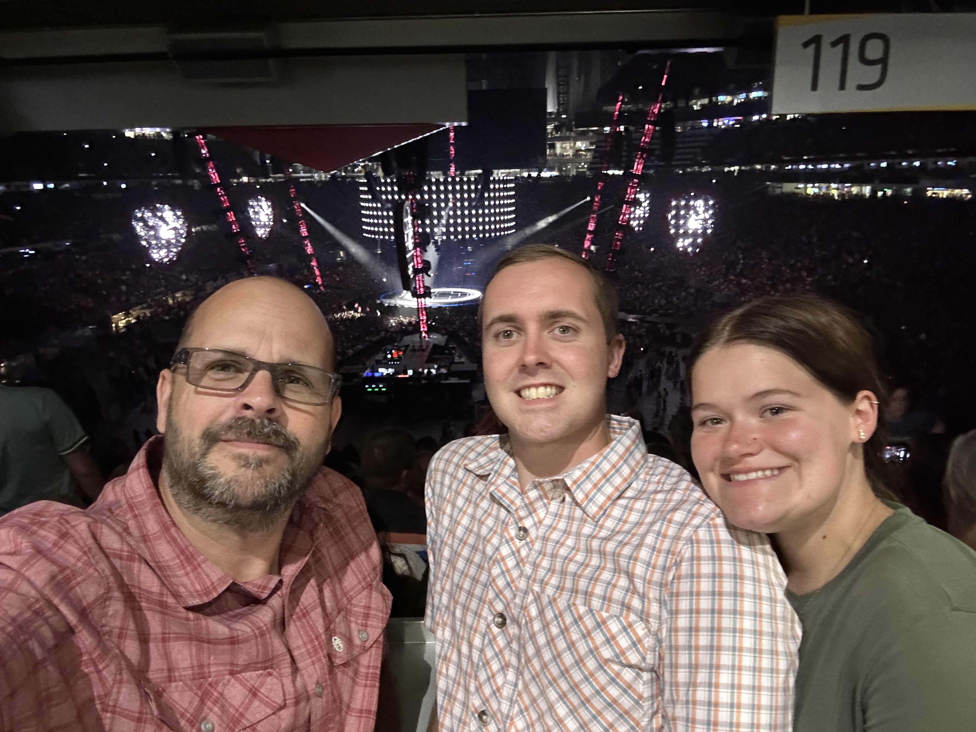 Ed Sheeran: +-=? X Tour