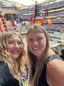 Ed Sheeran: +-=? X Tour