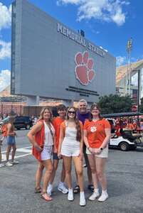 Clemson Tigers - NCAA Football vs Charleston Southern Buccaneers