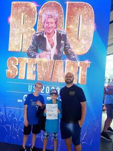 Rod Stewart With Special Guest Cheap Trick