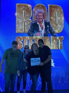 Rod Stewart With Special Guest Cheap Trick