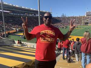 California Golden Bears - NCAA Football vs USC Trojans