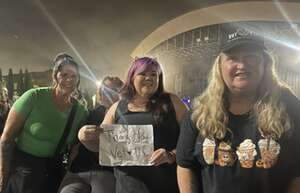 The Smashing Pumpkins: the World is a Vampire Tour