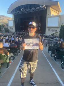 The Smashing Pumpkins: the World is a Vampire Tour