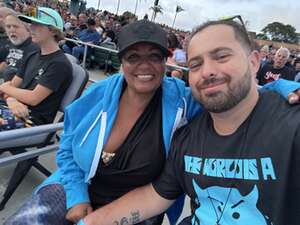 The Smashing Pumpkins: the World is a Vampire Tour