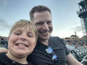 The Smashing Pumpkins: the World is a Vampire Tour