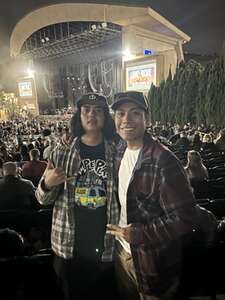 The Smashing Pumpkins: the World is a Vampire Tour