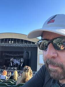 The Smashing Pumpkins: the World is a Vampire Tour