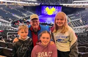 Disney on Ice Presents Find Your Hero