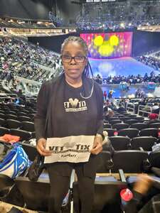 Disney on Ice Presents Find Your Hero