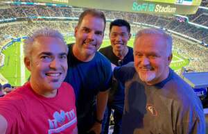 Los Angeles Rams - NFL vs Los Angeles Chargers