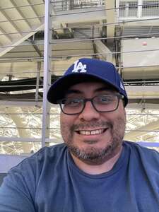 Los Angeles Rams - NFL vs Los Angeles Chargers