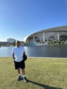 Los Angeles Rams - NFL vs Los Angeles Chargers