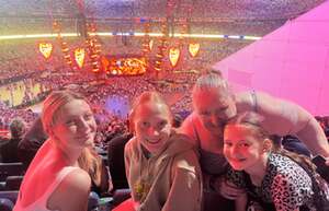 Ed Sheeran: +-=? X Tour