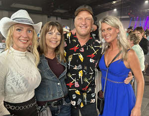 Ed Sheeran: +-=? X Tour