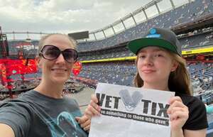 Ed Sheeran: +-=? X Tour