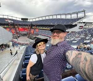 Ed Sheeran: +-=? X Tour