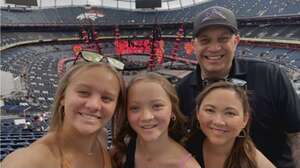 Ed Sheeran: +-=? X Tour