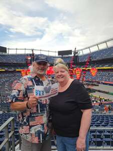 Ed Sheeran: +-=? X Tour