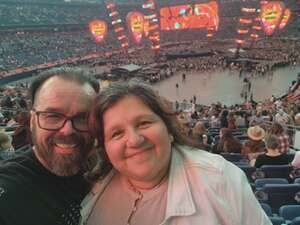 Ed Sheeran: +-=? X Tour