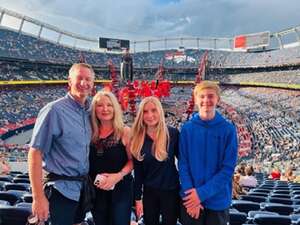 Ed Sheeran: +-=? X Tour